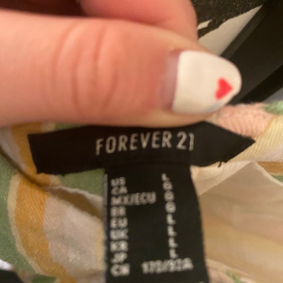 Spring dress - Picture 2 of 2